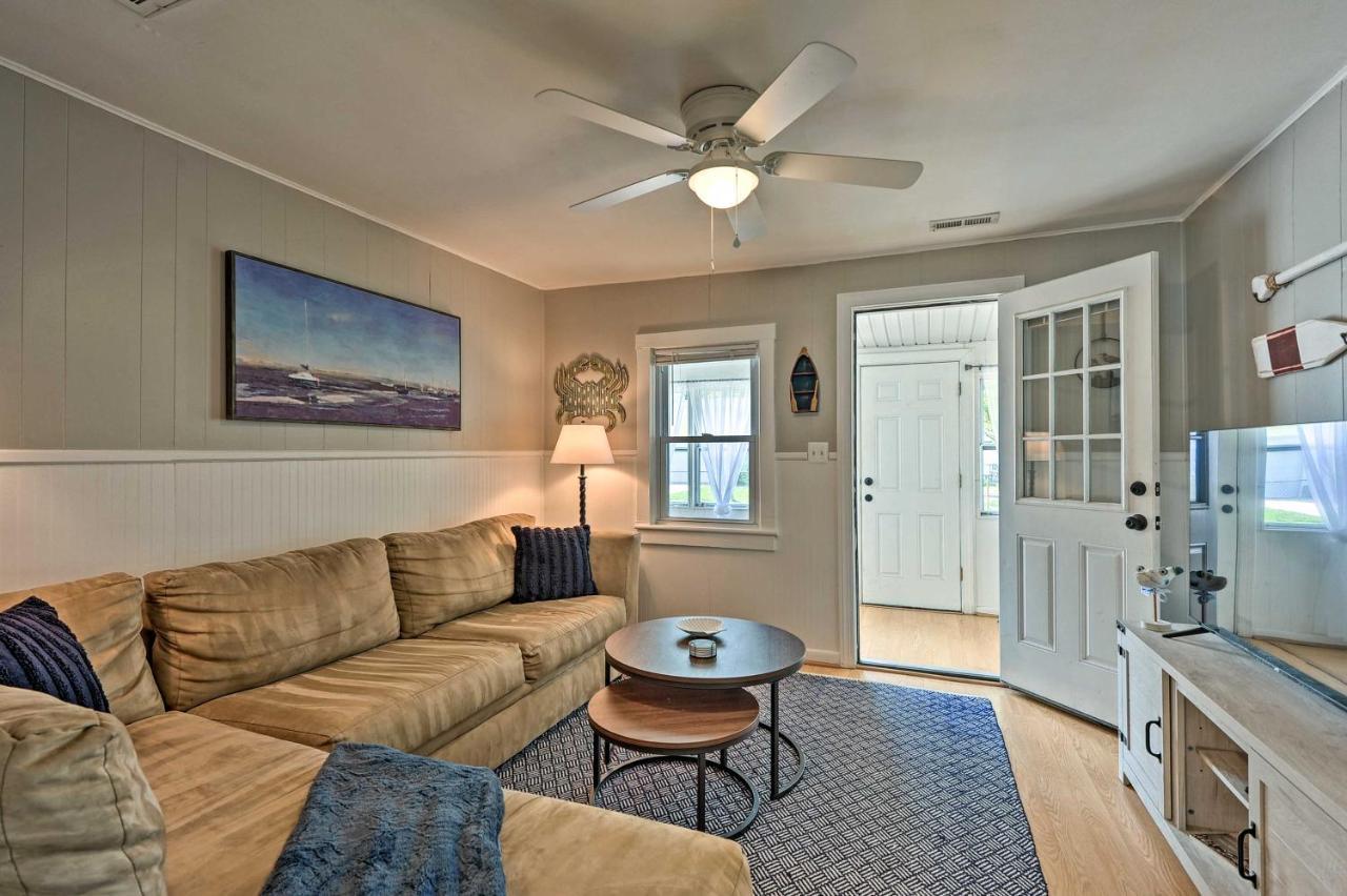 The Blue Crab Cottage - 3 Blocks From The Beach! Colonial Beach Extérieur photo