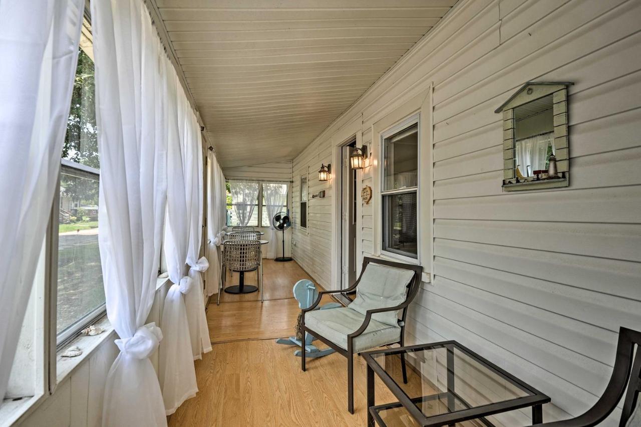 The Blue Crab Cottage - 3 Blocks From The Beach! Colonial Beach Extérieur photo