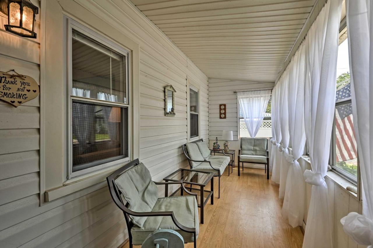 The Blue Crab Cottage - 3 Blocks From The Beach! Colonial Beach Extérieur photo